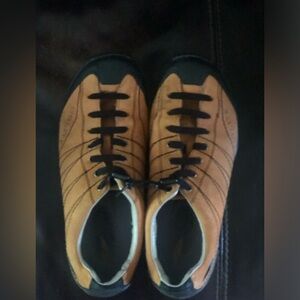 NWOT KEEN Golite leather shoes Sz 8